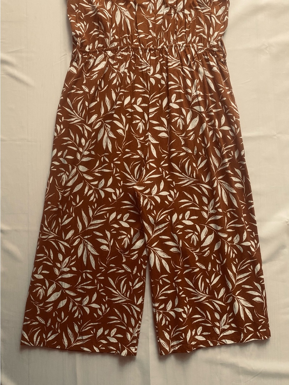 Monteau Rust Leaf-Print Wide-Leg Belted Jumpsuit - Picture 8 of 16